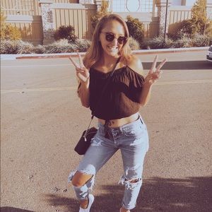 Meet your Posher, Taylor